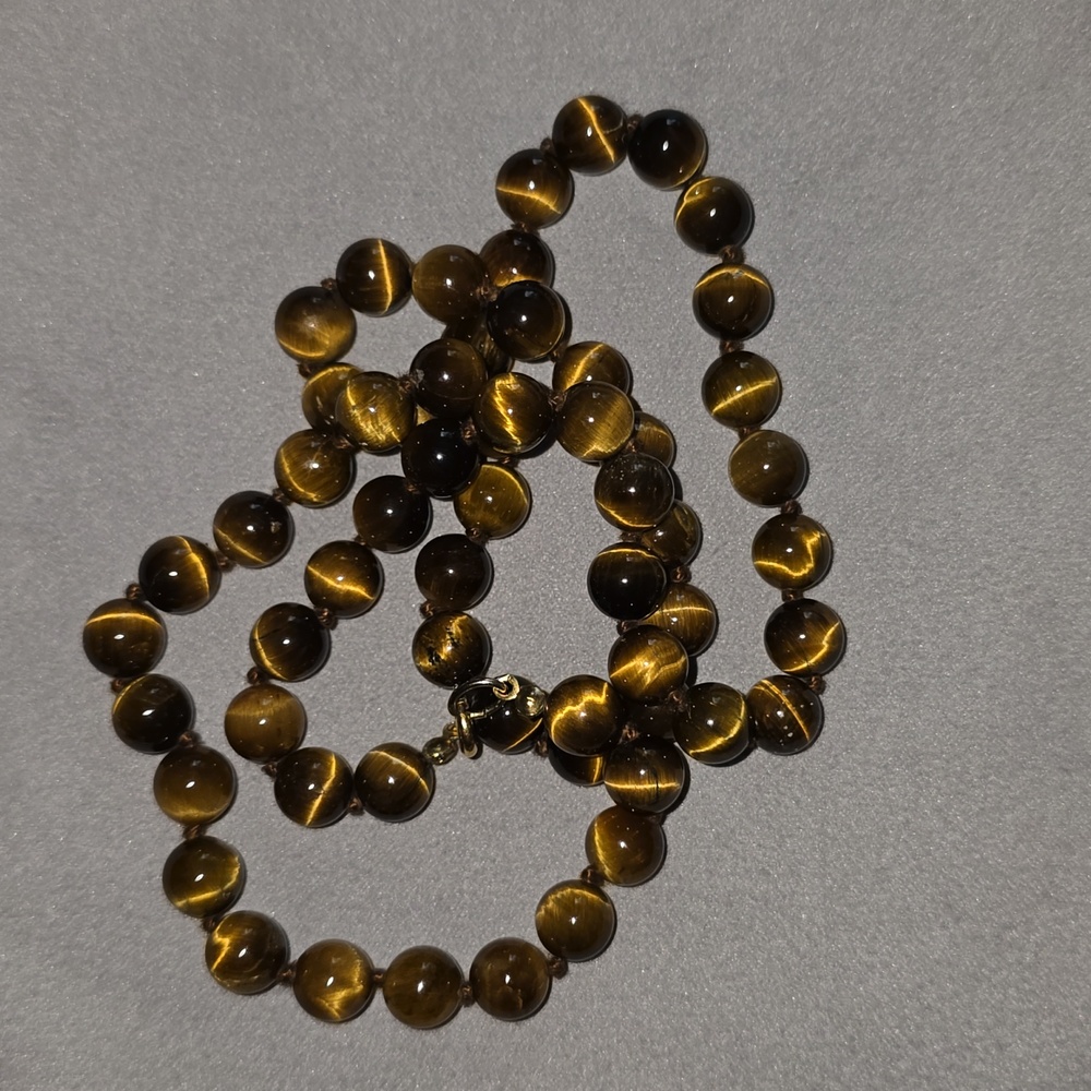 Genuine Hand-Knotted Tigers Eye Necklace - Picture 7 of 9